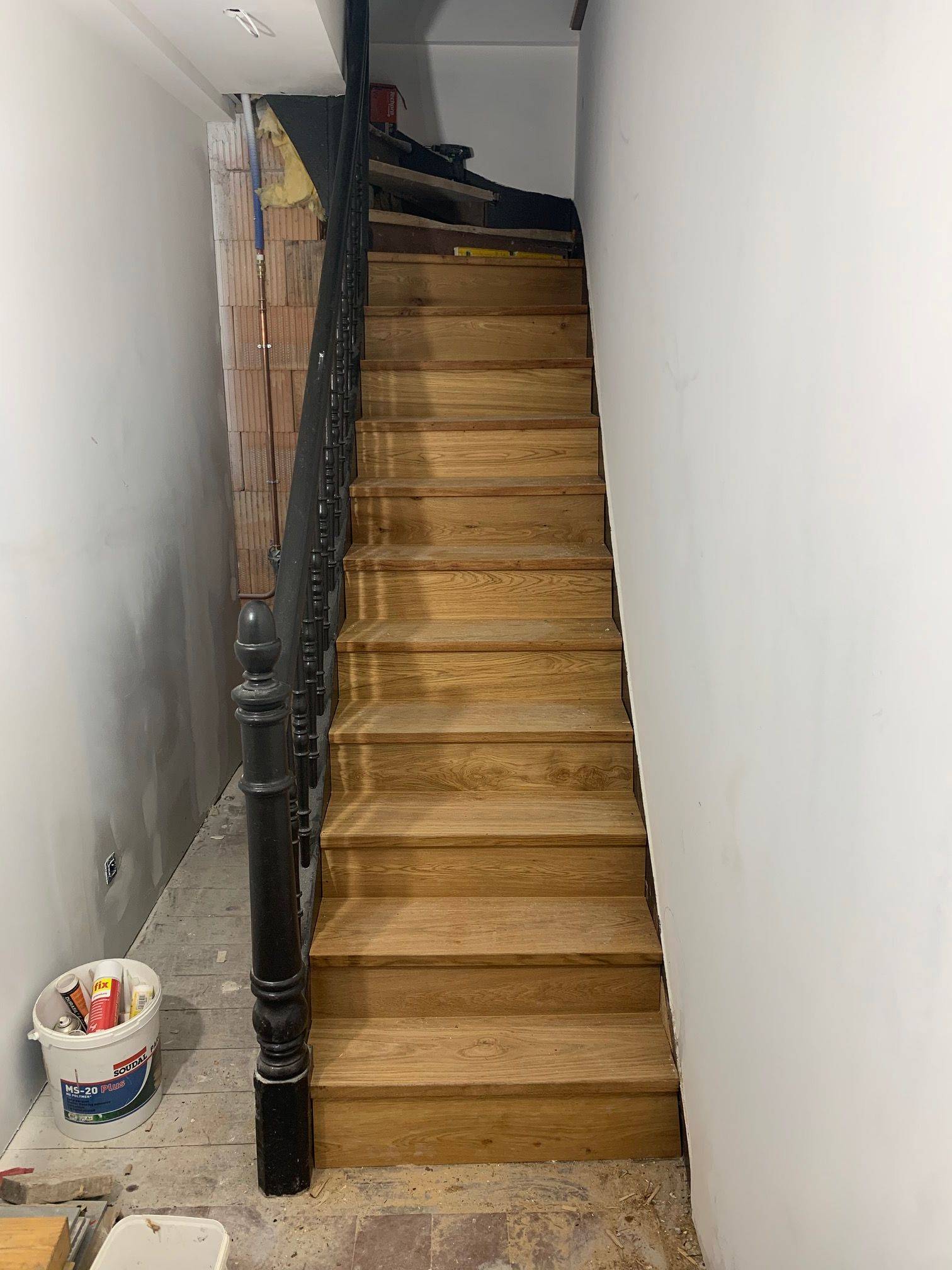 Comment entretenir un escalier en parquet contrecollé pour prolonger sa durée de vie ? Illzach