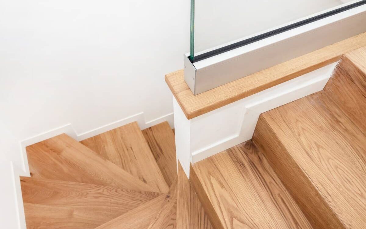 ESCALIER_PARQUET 1200X750 | AR et parquet Comment harmoniser un escalier en parquet avec le sol de l’étage pour un rendu uniforme ? Illzach